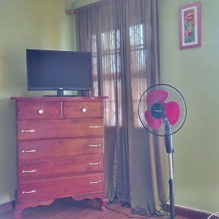 Impeccable Guest Rooms 2 Kingston Camera foto